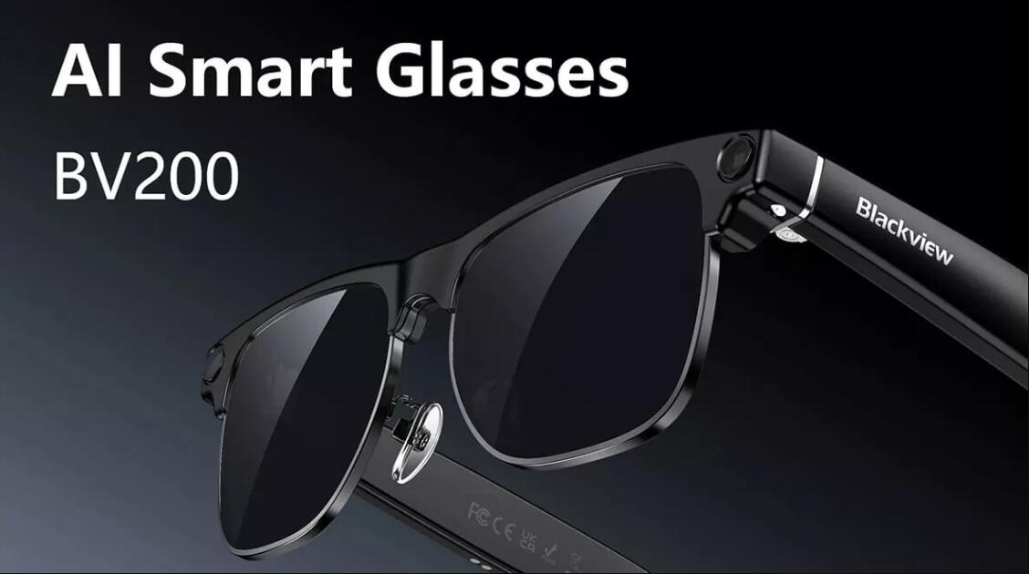 Мужчина носит умные очки Blackview BV200 AI