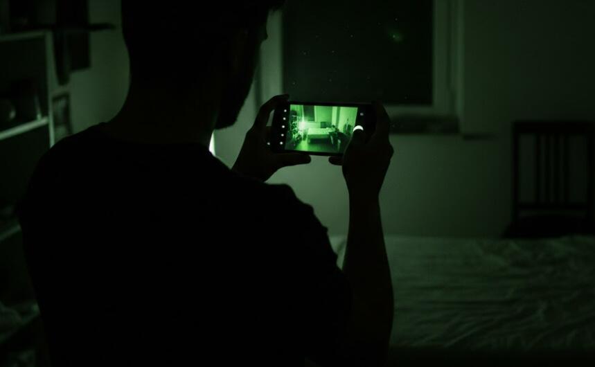 Do night vision cameras give off radiation?